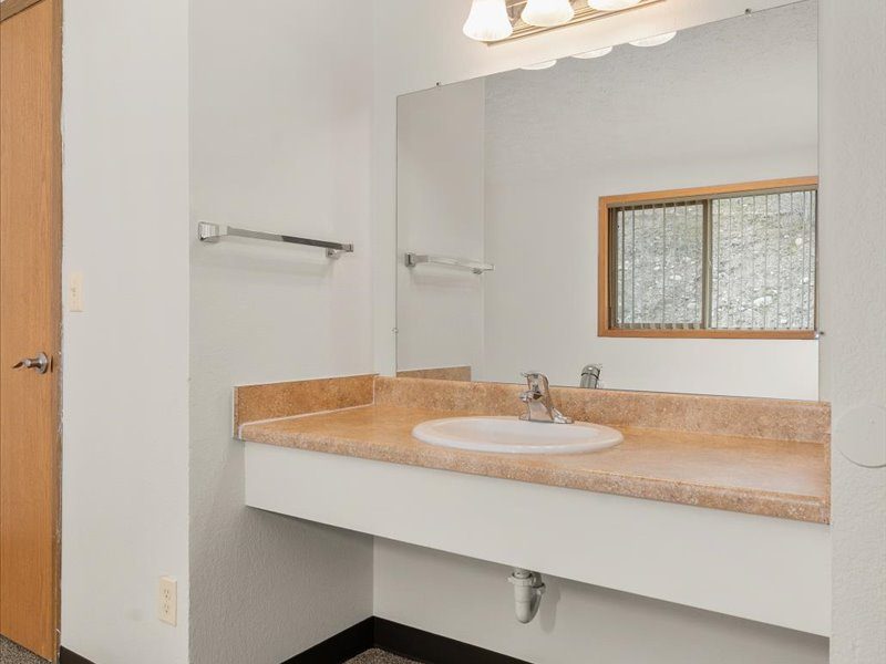 Staged Primary bedroom w/vanity, unit style 2A